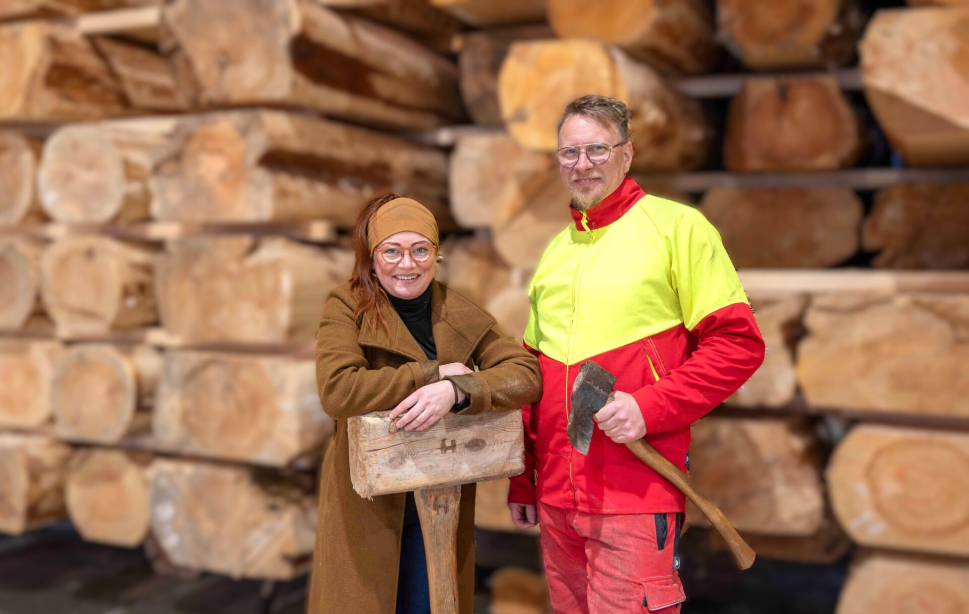 Hirsitikka Oy perheyrtys perinteinen hirsitalo